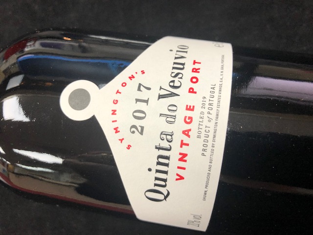 QUINTA DO VESUVIO Vintage Port 2017 Bottle Image
