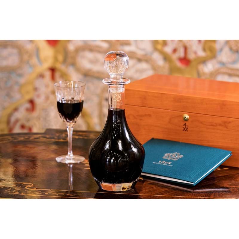 1896 TAYLOR'S Single Harvest Vintage Port Decanter - PRE-RELEASE OFFER Image