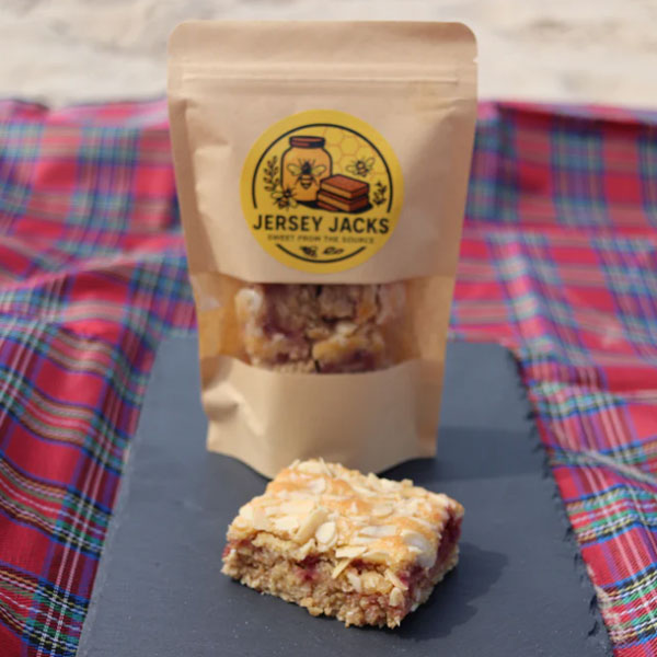JERSEY JACKS Cherry Frangipane Flapjack POUCH (Small, 9 Pieces) 190g Image